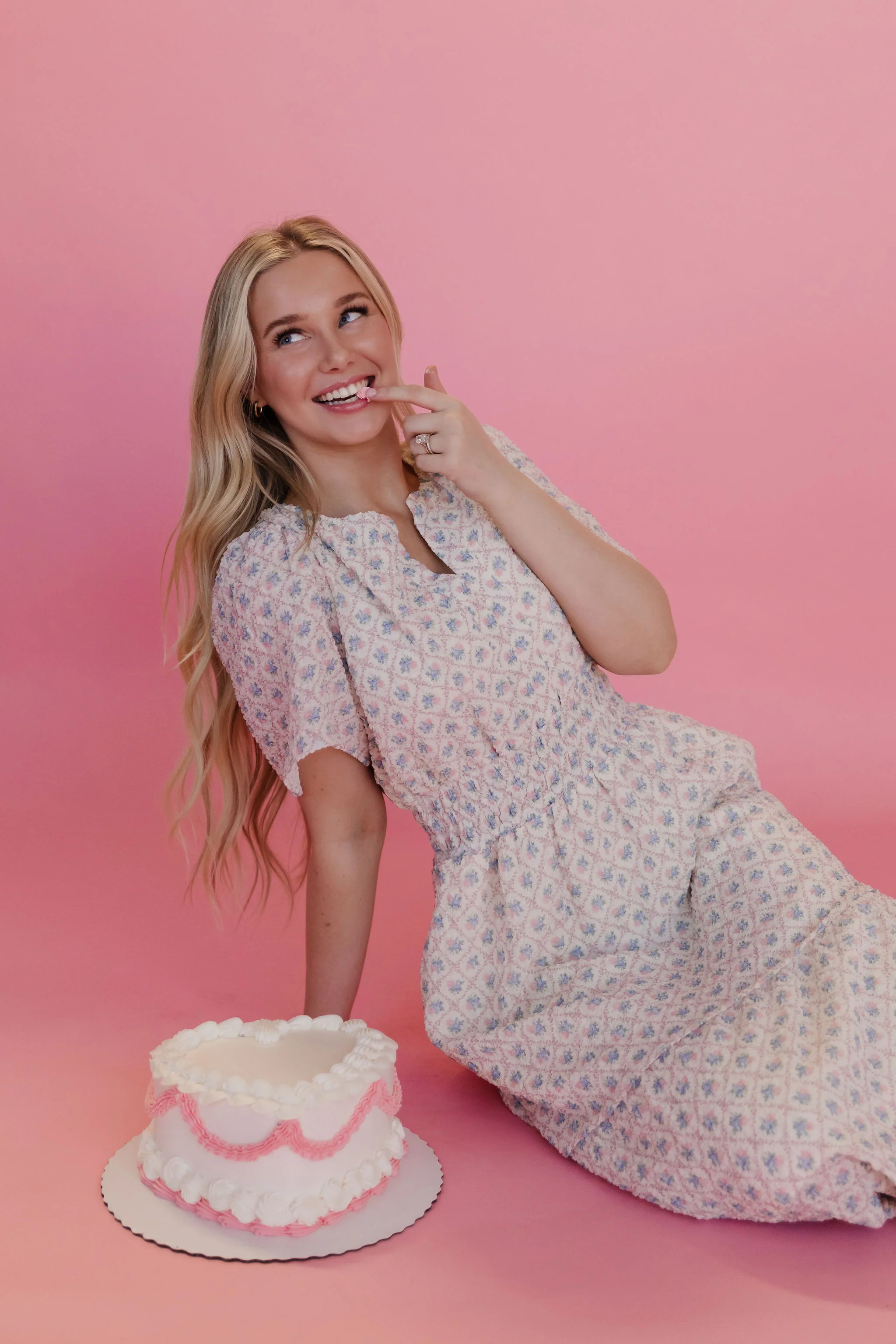 THE MELODIE FLORAL MAXI DRESS IN BLUSH - Payfeveri