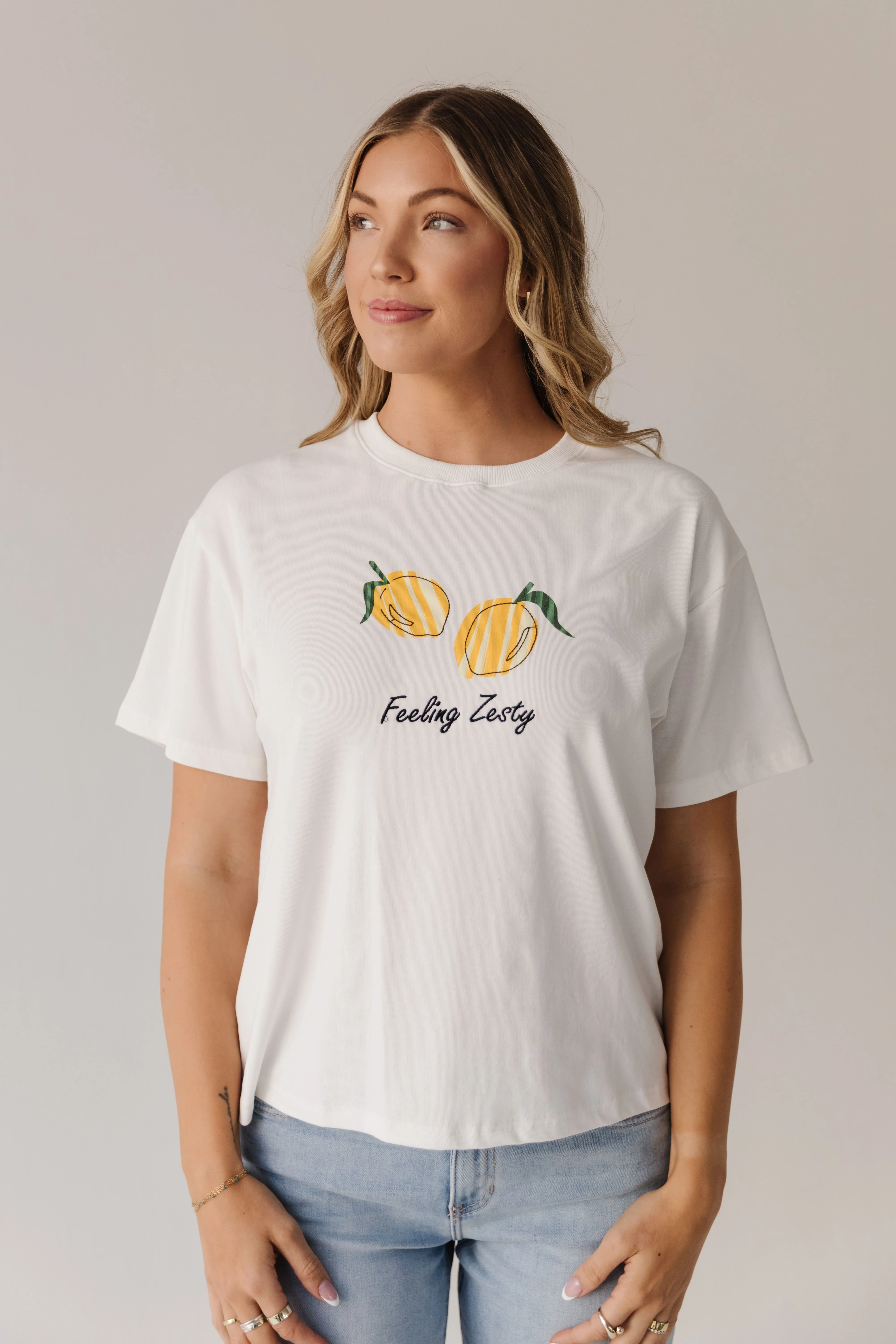 THE LILAH LEMON TEE IN WHITE - Payfeveri