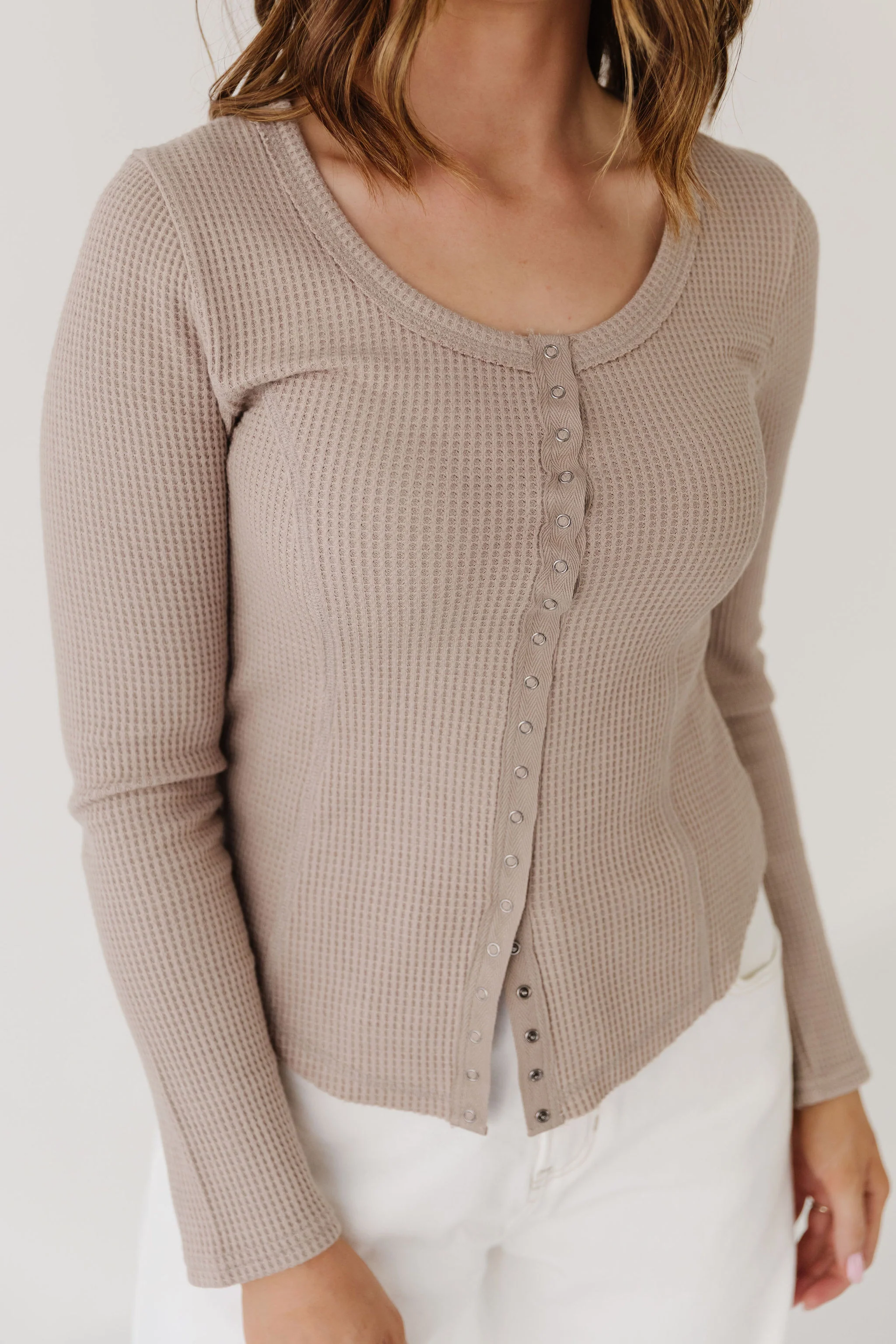 THE BIANCA BUTTON DOWN KNIT TOP IN MOCHA - Payfeveri