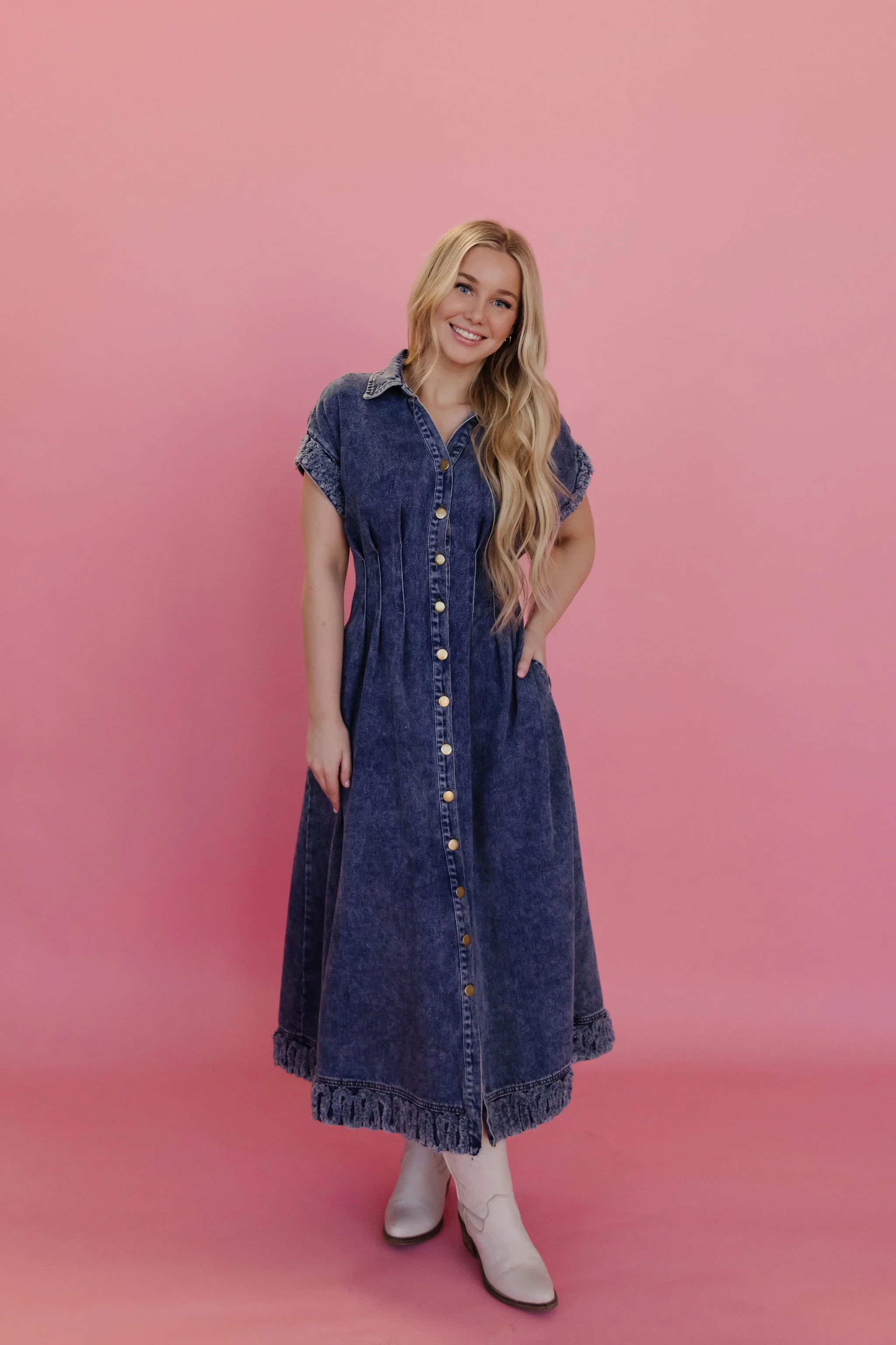 THE MICHELLE COLLARED DENIM DRESS IN DARK DENIM - Payfeveri