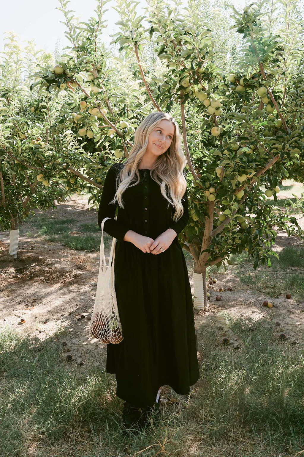 THE TRACIE CARDIGAN AND SKIRT SET IN BLACK - Payfeveri