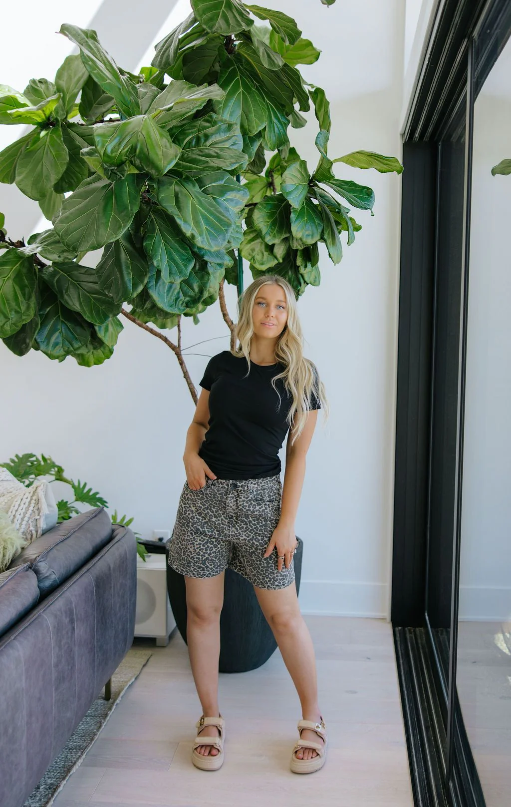 THE LAYTON RELAXED SHORTS IN LEOPARD - Payfeveri