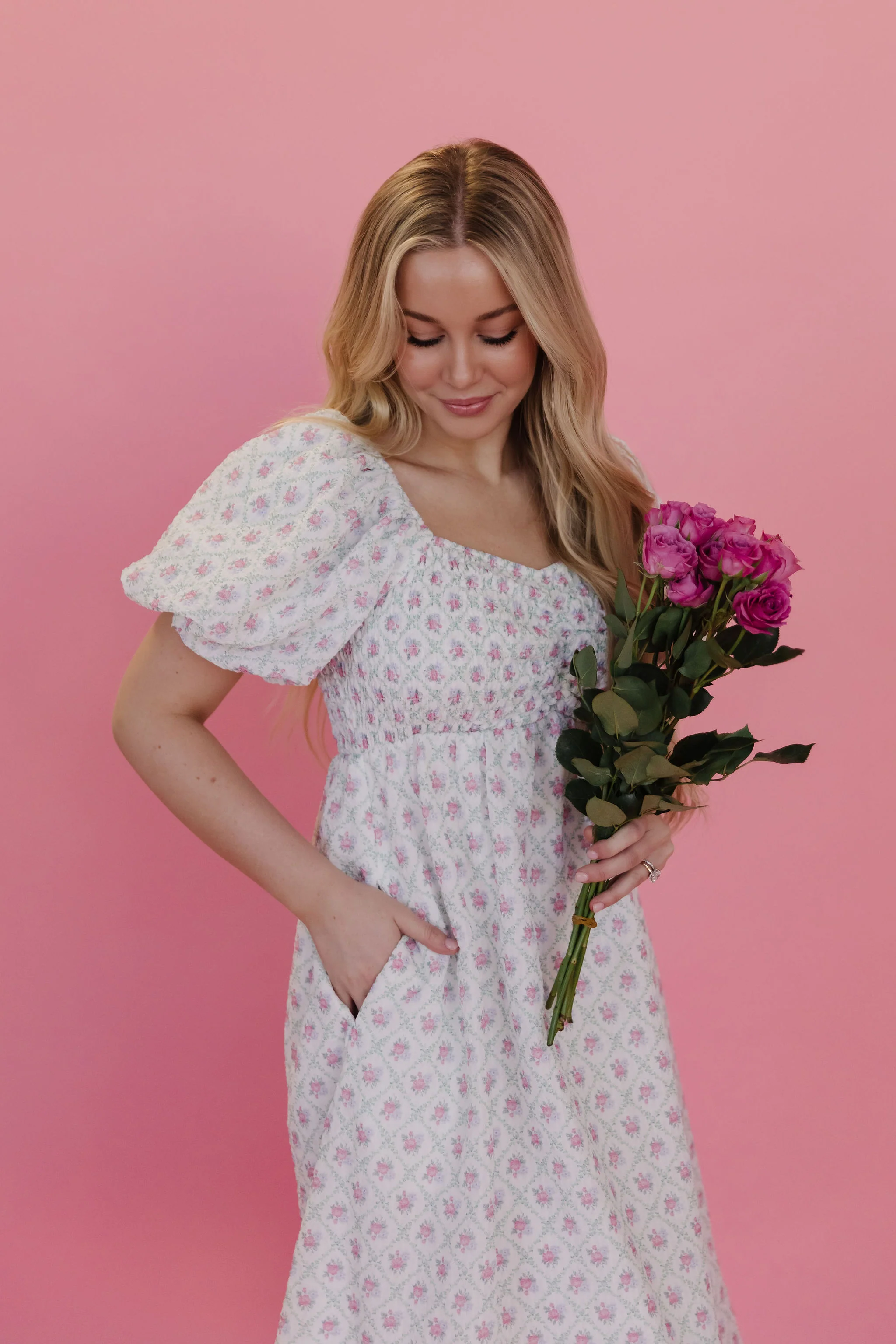 THE SHERIANN FLORAL DRESS IN PINK - Payfeveri