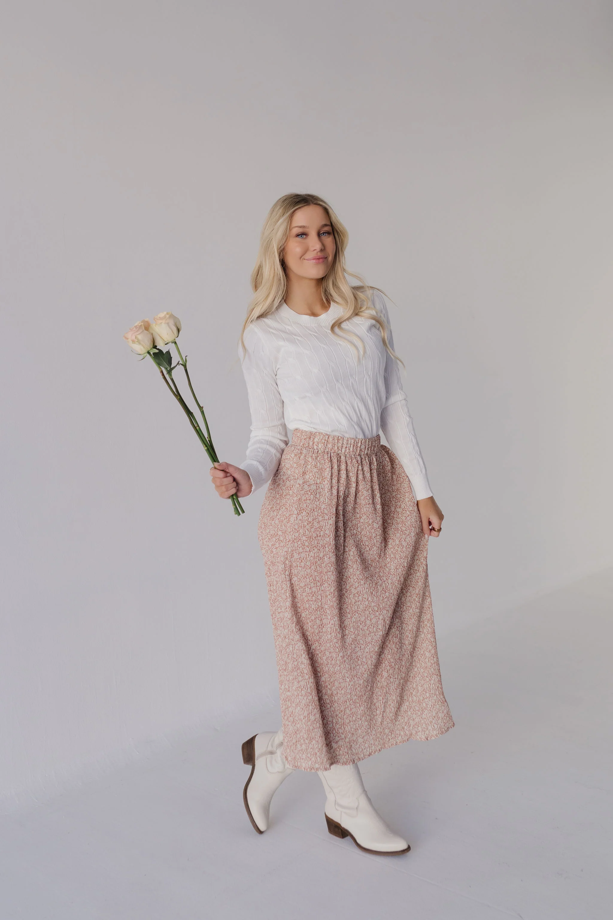 THE FELICITY FLORAL CRINKLE MIDI SKIRT IN CLAY/CREAM - Payfeveri