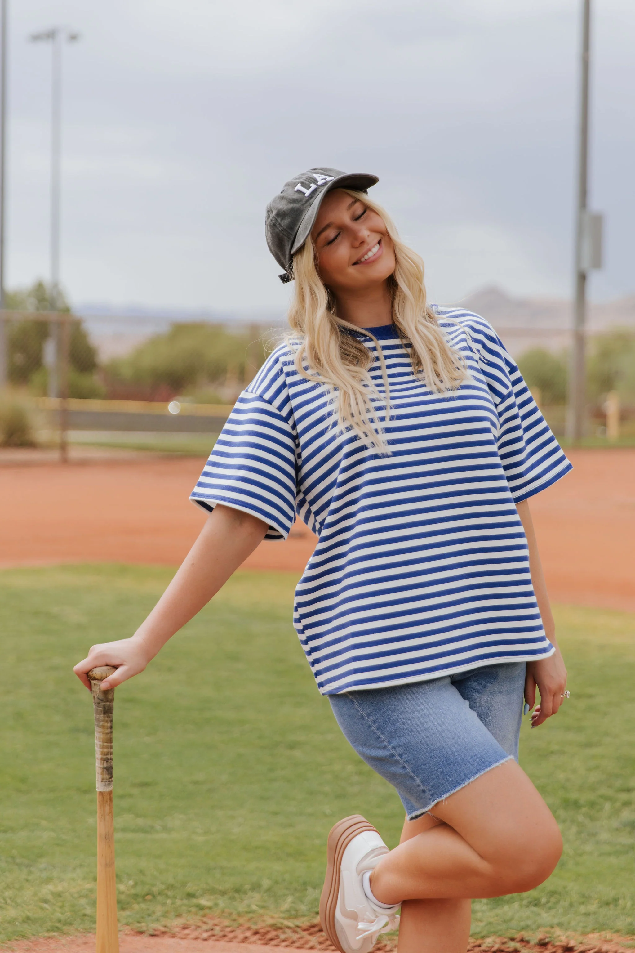 THE STEVIE OVERSIZED STRIPED TOP IN BLUE - Payfeveri