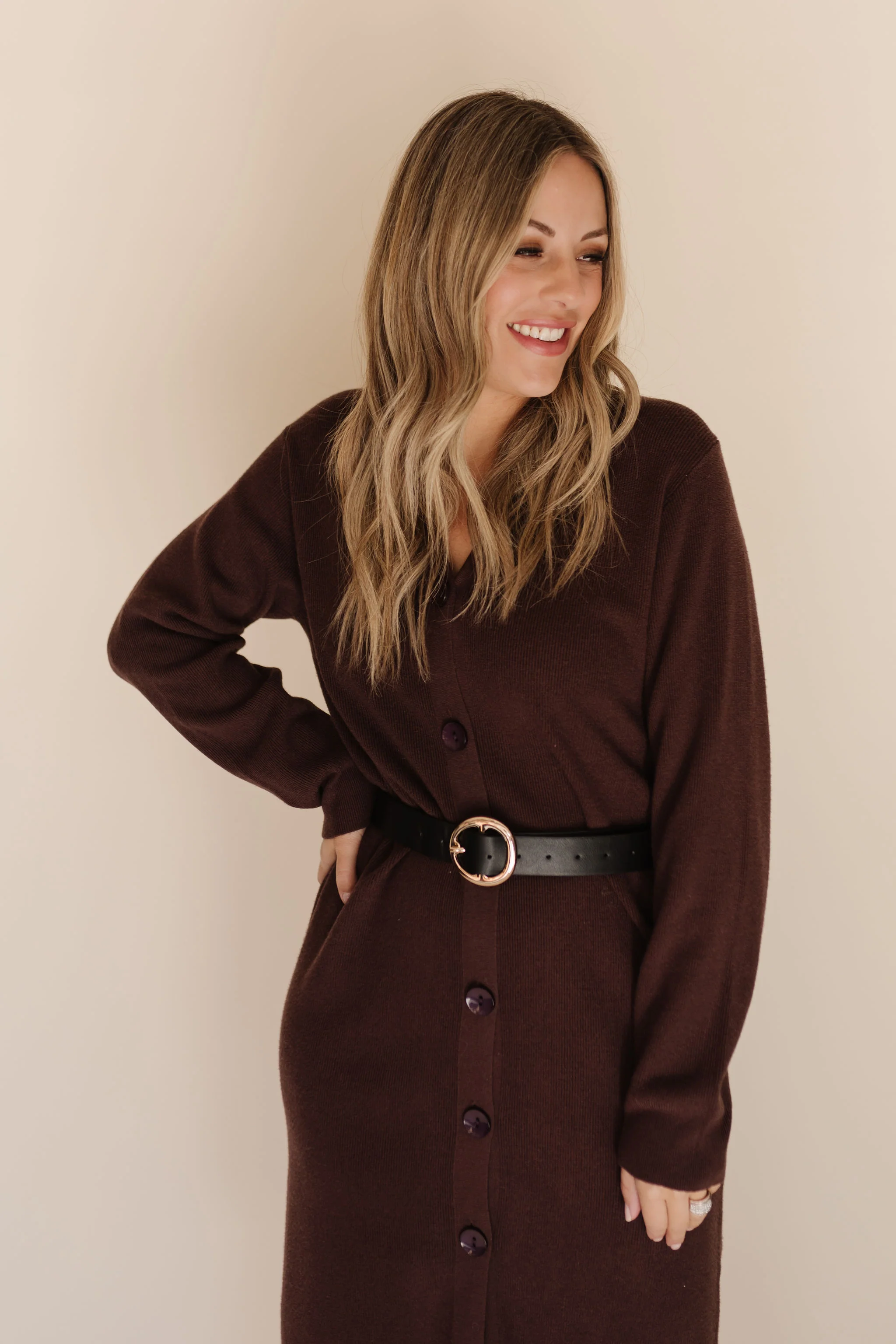 THE DARA SWEATER MIDI DRESS IN BROWN - Payfeveri