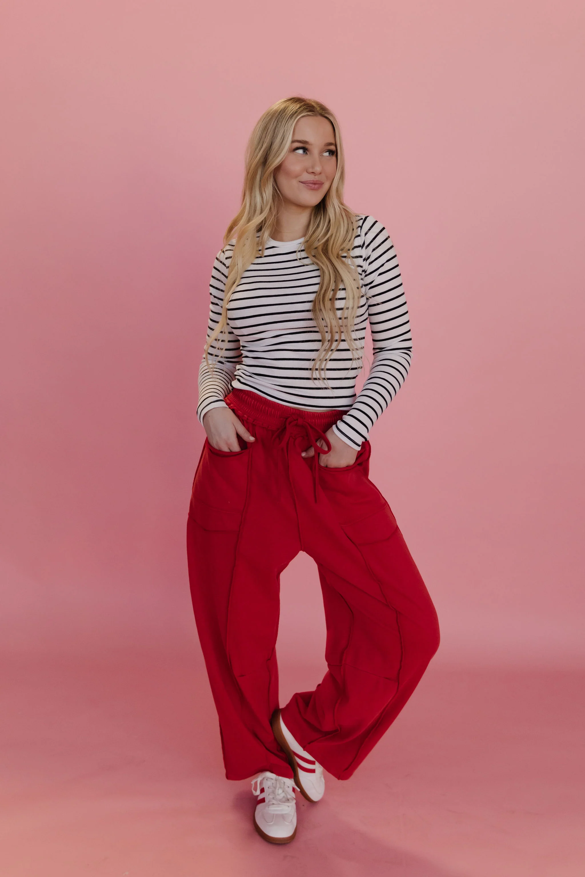 THE GAIA BARREL KNIT UTILITY PANTS IN RED - Payfeveri