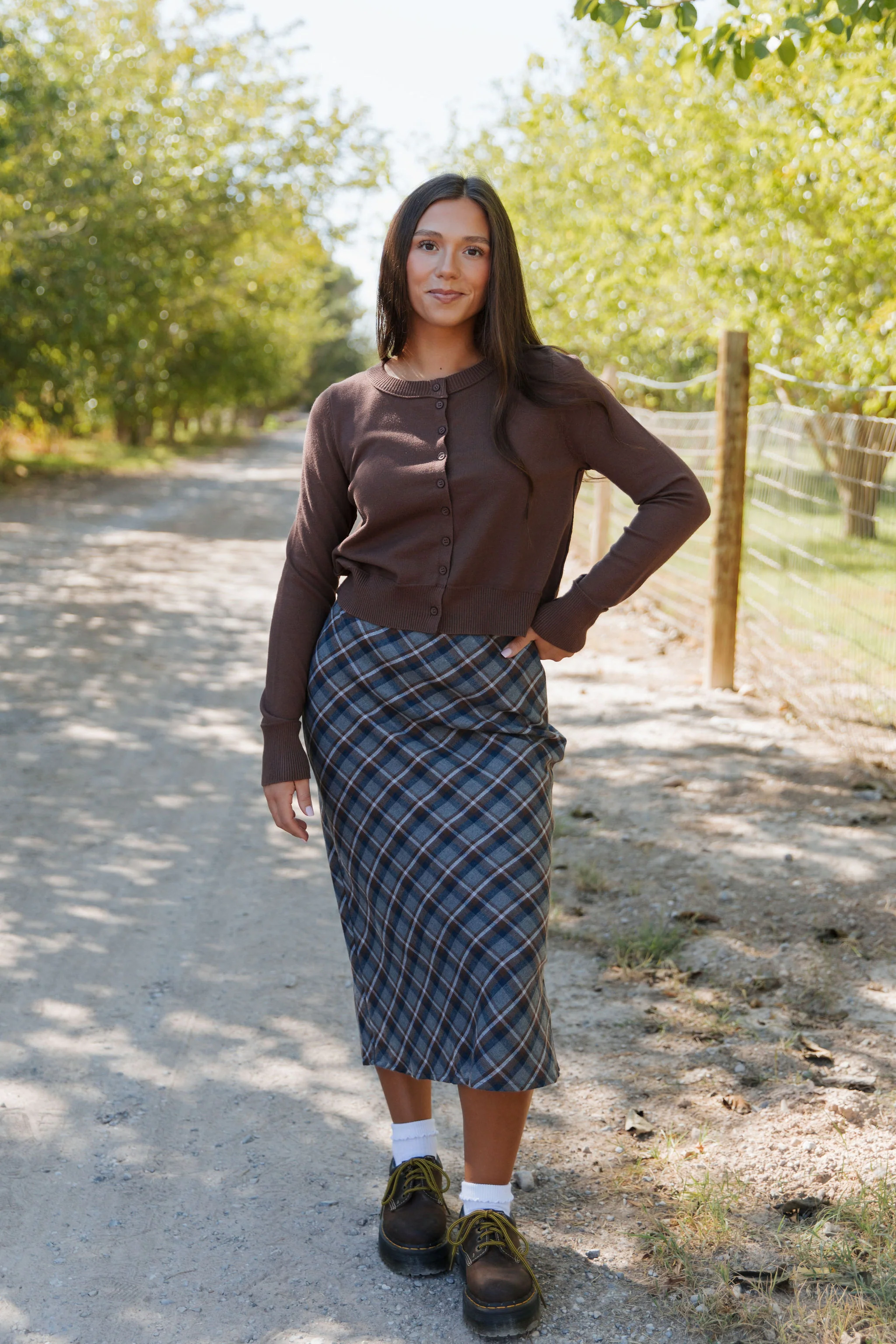 THE MELANIE RIBBED CARDIGAN IN MOCHA - Payfeveri