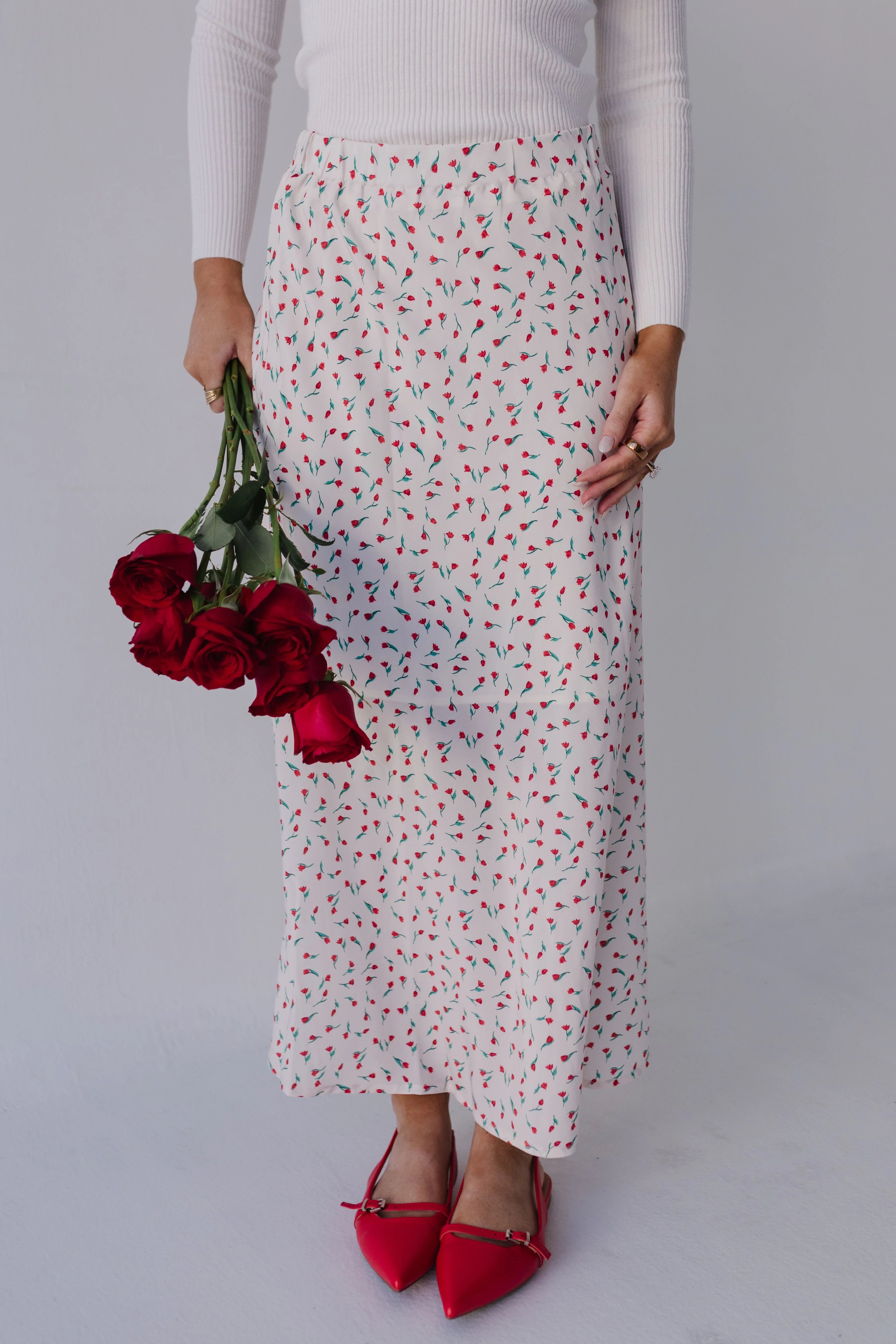 THE OPHIRA FLORAL MAXI PENCIL SKIRT IN OFF WHITE - Payfeveri