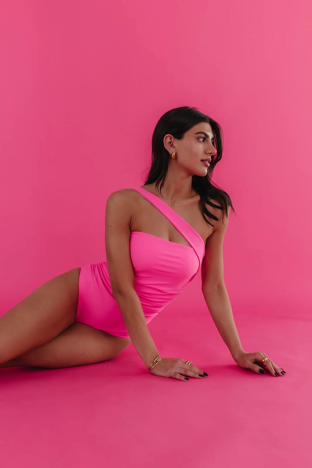 ASYMMETRICAL STRAP ONE PIECE IN ELECTRIC PINK BY PINK DESERT - Payfeveri